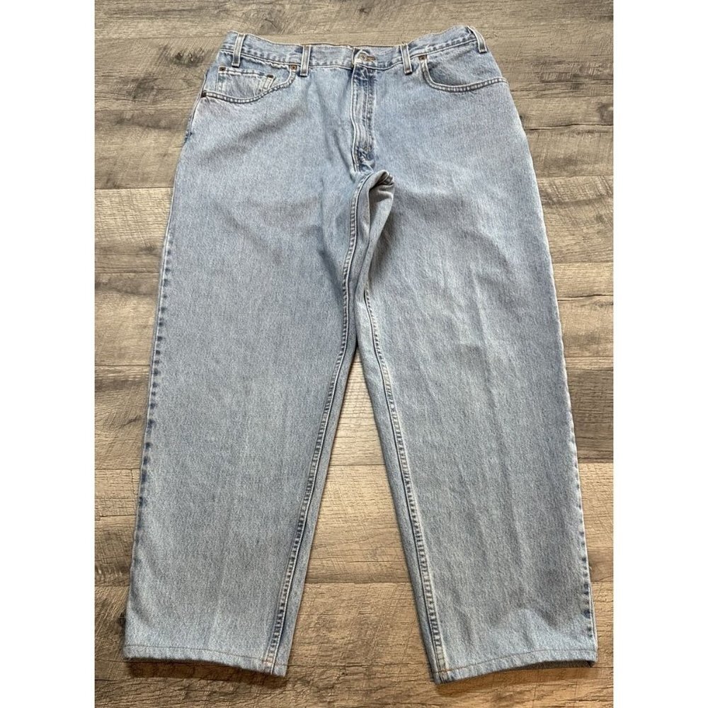 Vintage Levis 560 Jeans Mens 38x30 Denim Relaxed Fit Tapered Hem Light Wash 90s